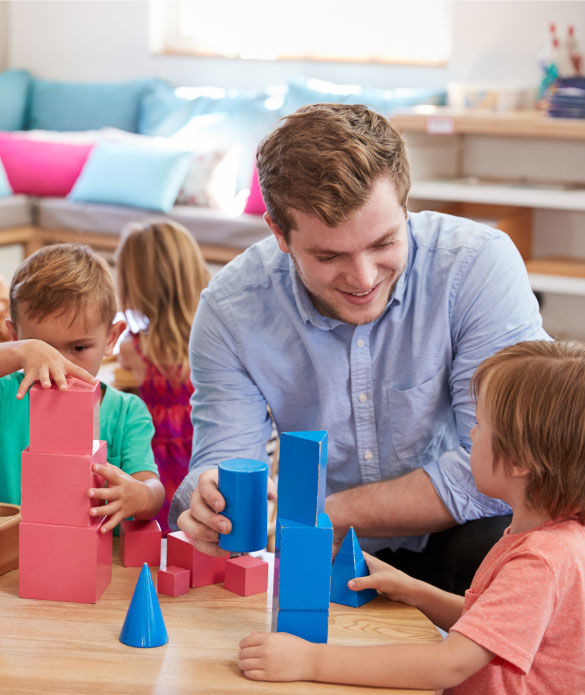 BFG-ler spielt mit Kindern